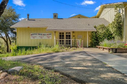 8221 Stoney Creek Road, Somerset, CA, 95684 | Card Image