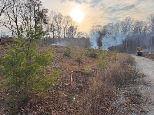 100 Pine Cir, Nancy, KY, 42544-4492 | Card Image