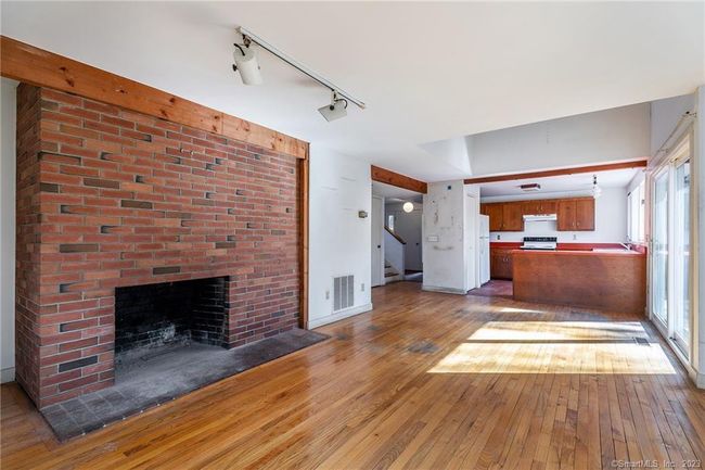11 Cat Swamp Rd, House other with 2 bedrooms, 2 bathrooms and null parking in Woodbury CT | Image 5