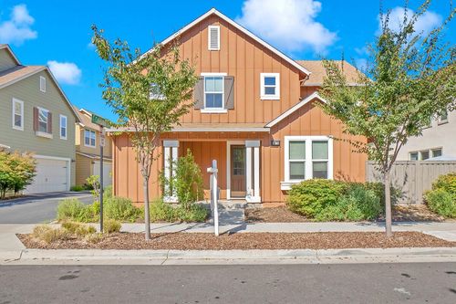 1673 Vine Street, Davis, CA, 95616 | Card Image