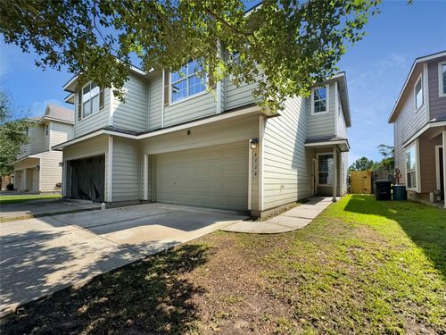 8726 Bentongrove Ln, Houston, TX, 77044-6560 | Card Image