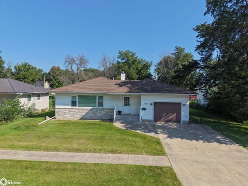 717 5th Avenue, Ackley, IA, 50601 | Card Image