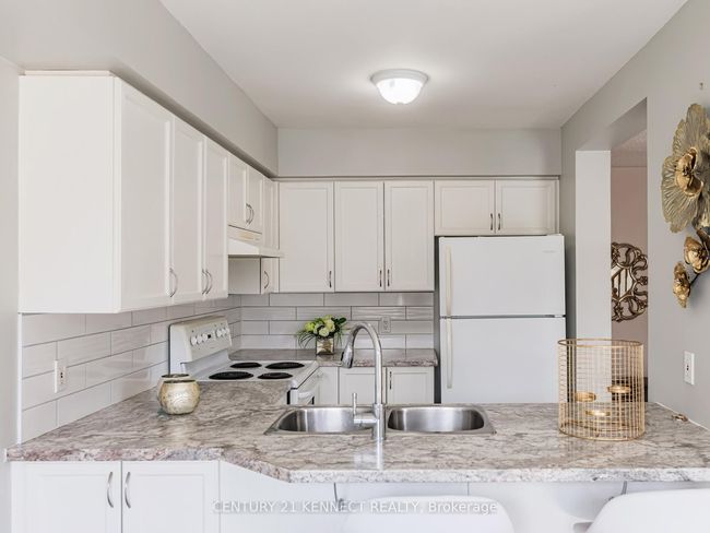 249 Stanley St, House attached with 3 bedrooms, 3 bathrooms and 2 parking in Barrie ON | Image 17