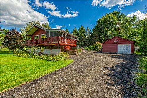 1686 Old Brock St, Vittoria, ON, N0E1W0 | Card Image