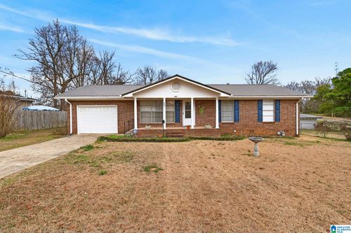 607 7th Ave, Pleasant Grove, AL, 35127-1649 | Card Image