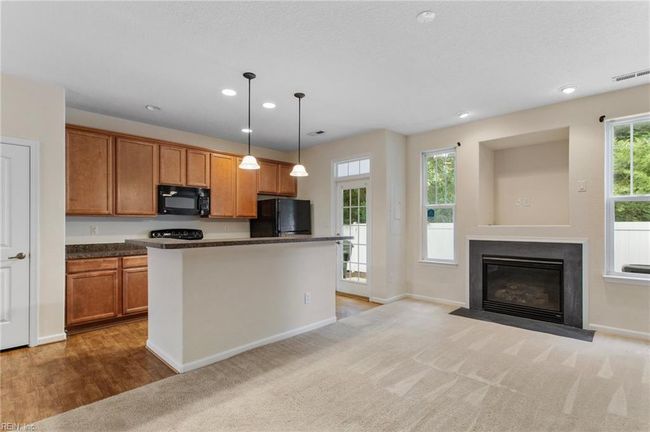 2741 Deep Creek Cmn, House attached with 2 bedrooms, 3 bathrooms and null parking in Chesapeake VA | Image 6