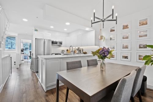 3372 Cobblestone Ave, Vancouver, BC, V5S4S4 | Card Image