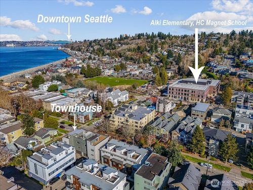 3001 60th Ave Sw, Seattle, WA, 98116-2806 | Card Image