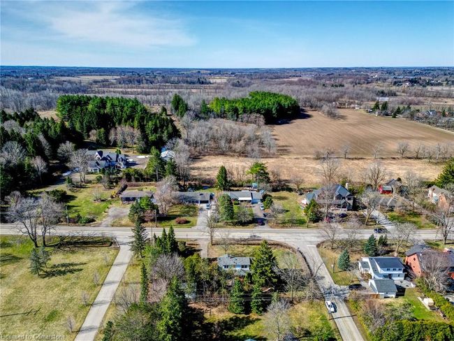 1386 Centre Rd, House other with 4 bedrooms, 2 bathrooms and 11 parking in Carlisle ON | Image 31