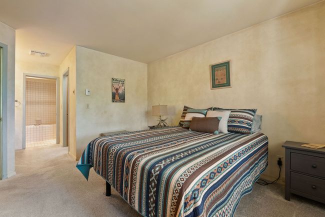 Ensuite full bath | Image 24