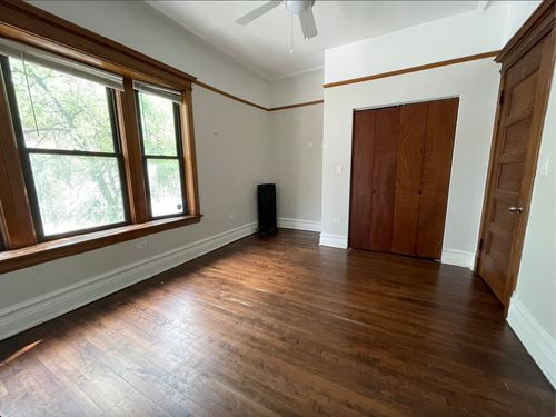 apt-1-1006 W Dakin St, Chicago, IL, 60613-0170 | Card Image