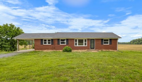 3070 Dover Rd, Woodlawn, TN, 37191-9005 | Card Image