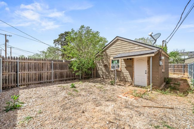 REAR - 2213 27 Th St, House other with 1 bedrooms, 1 bathrooms and null parking in Lubbock TX | Image 15
