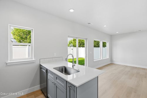 751 N Galbraith Loop, Post Falls, ID, 83854 | Card Image