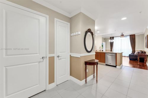 604-1945 S Ocean Dr, Hallandale Beach, FL, 33009-6061 | Card Image