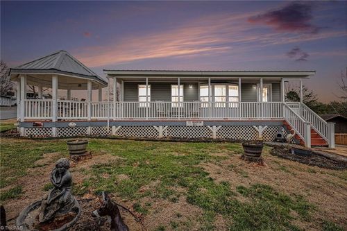 121 Grand View Dr, New London, NC, 28127 | Card Image