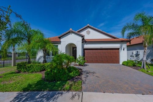 17253 Star Banks St, WIMAUMA, FL, 33598-2246 | Card Image