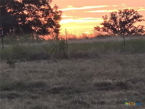 318 Grand Canyon Dr, Oglesby, TX, 76561-4501 | Card Image