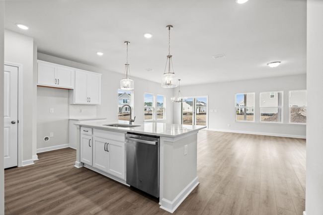 Open Floor Plan | Image 28