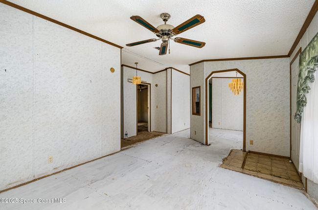 2443 Bradford Ct, House other with 3 bedrooms, 2 bathrooms and null parking in Mims FL | Image 7