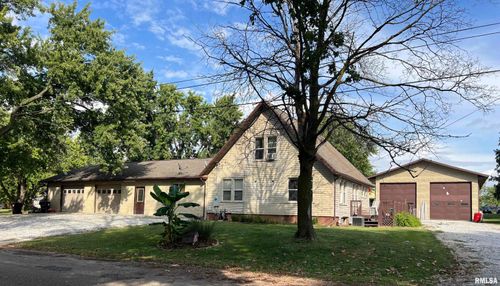 603 N Liberty St, Vermont, IL, 61484-9217 | Card Image