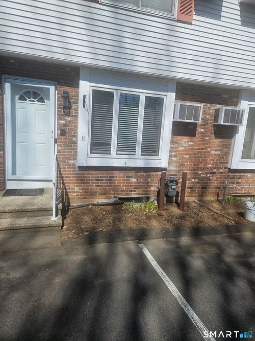 apt-11-63 Webb St, Meriden, CT, 06451-5104 | Card Image