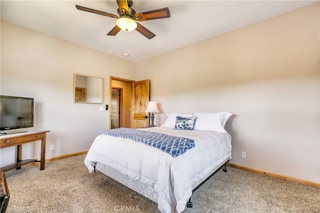 26855 Inyo Ct, House other with 3 bedrooms, 3 bathrooms and 2 parking in Lake Arrowhead CA | Image 27