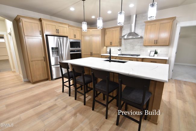 1612 Community Loop, House other with 3 bedrooms, 4 bathrooms and null parking in Bismarck ND | Image 9