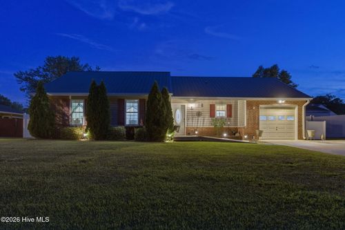 225 Spruce Ct, Jacksonville, NC, 28546-4733 | Card Image