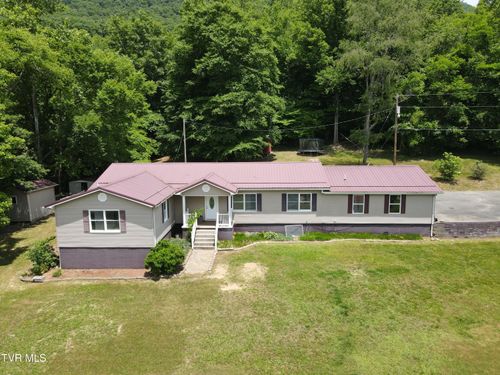 213 Yose Dr, Duffield, VA, 24244-8014 | Card Image