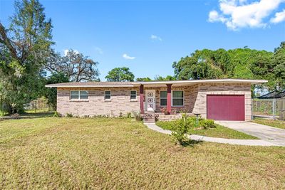 404 E Morgan Street, House other with 3 bedrooms, 2 bathrooms and null parking in Brandon FL | Image 2