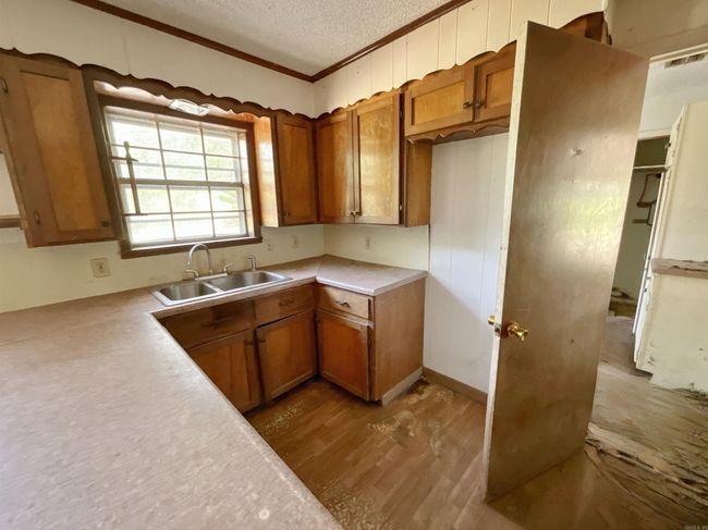202 Quail Ln, House other with 3 bedrooms, 2 bathrooms and null parking in Hooks TX | Image 5