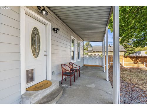 707 Se Union St, Camas, WA, 98607-2259 | Card Image