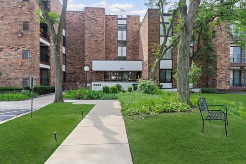 apt-204-3505 Lakeview Dr, Hazel Crest, IL, 60429-2712 | Card Image