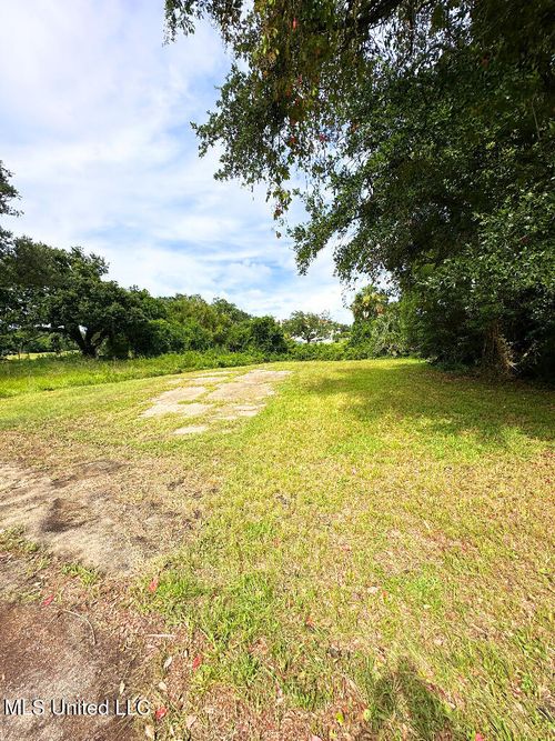 1626 Oak Ave, Gulfport, MS, 39507 | Card Image