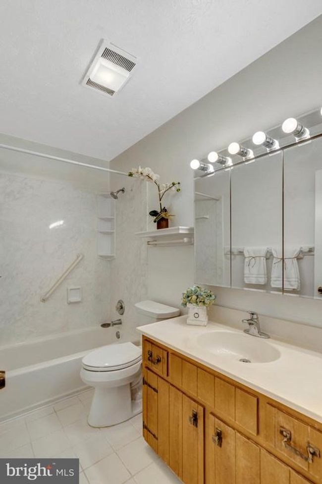 504 Pow Morr Dr, Townhouse with 3 bedrooms, 2 bathrooms and null parking in FRONT ROYAL VA | Image 23