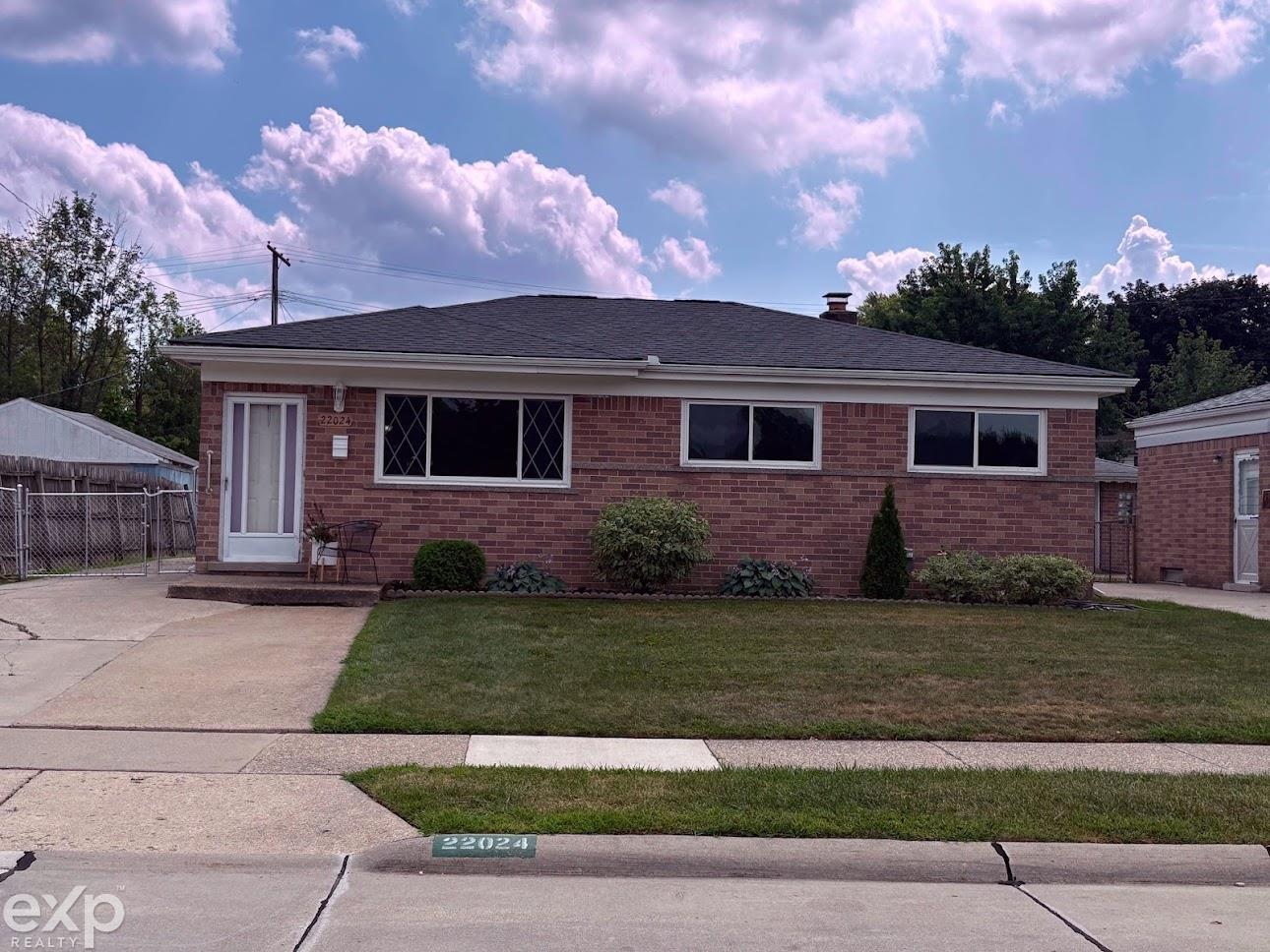 Residential in St Clair Shores 3