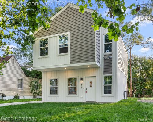 7541 Clayburn St, Detroit, MI, 48228-4215 | Card Image
