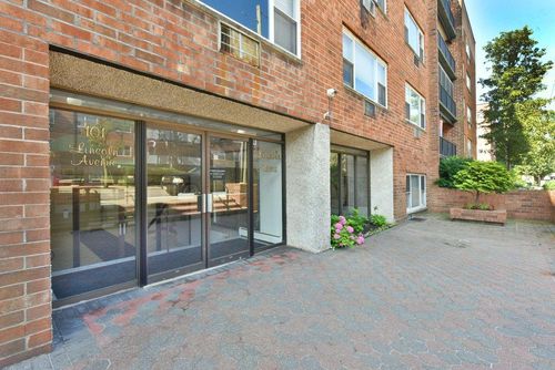 apt-3k-101 Lincoln Ave, Mineola, NY, 11501-2819 | Card Image