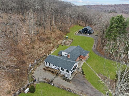 6 Annarock Dr, Somers, NY, 10589-2804 | Card Image