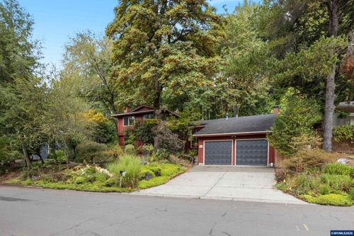 35 Da Vinci St, Lake Oswego, OR, 97035-1309 | Card Image