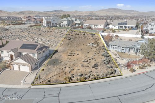 1472 Giannotti Dr, Sparks, NV, 89436-9324 | Card Image