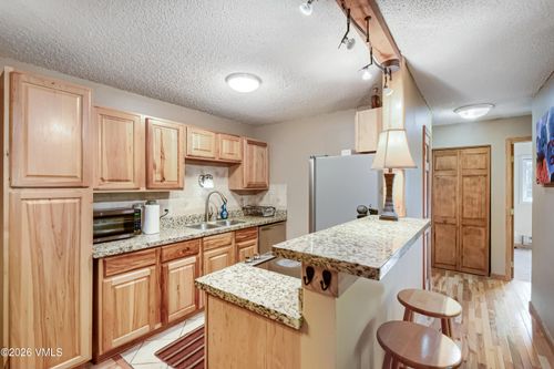 i-302-1061 W Beaver Creek Blvd, Avon, CO, 81620-7459 | Card Image