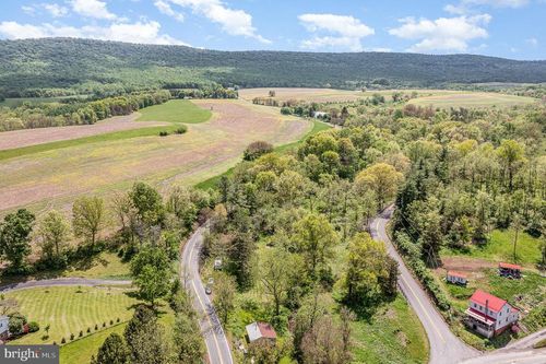 1063 Owl Hollow Rd, MILLERSTOWN, PA, 17062-9005 | Card Image
