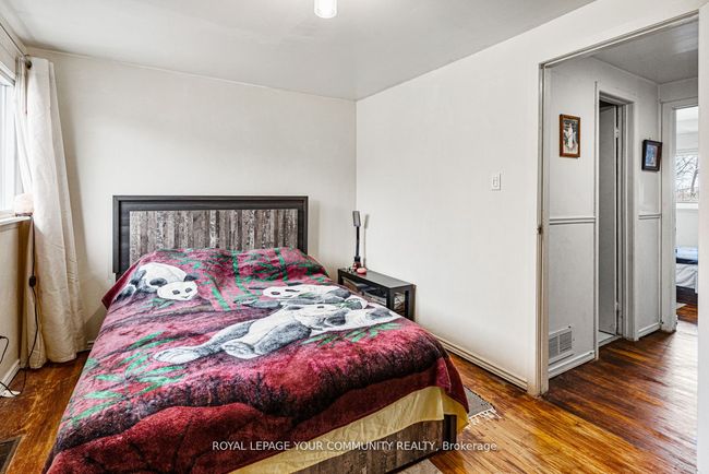 336 Fleetwood Cres, Condo with 3 bedrooms, 2 bathrooms and 1 parking in Brampton ON | Image 18