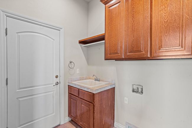 Laundry | Image 23