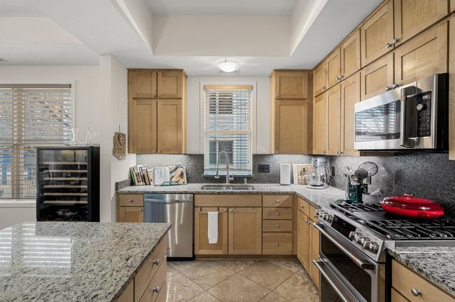 15_633_Dayton_Ave_Unit_415_mls.jpg | Image 12