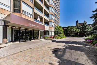 1711 - 268 Ridley Blvd, Condo with 2 bedrooms, 2 bathrooms and 1 parking in Toronto ON | Image 2