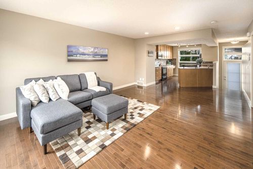 83 Aspen Hills Green Sw, Calgary, AB, T3H0H6 | Card Image