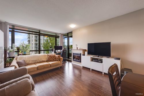 501-4132 Halifax St, Burnaby, BC, V5C6V1 | Card Image
